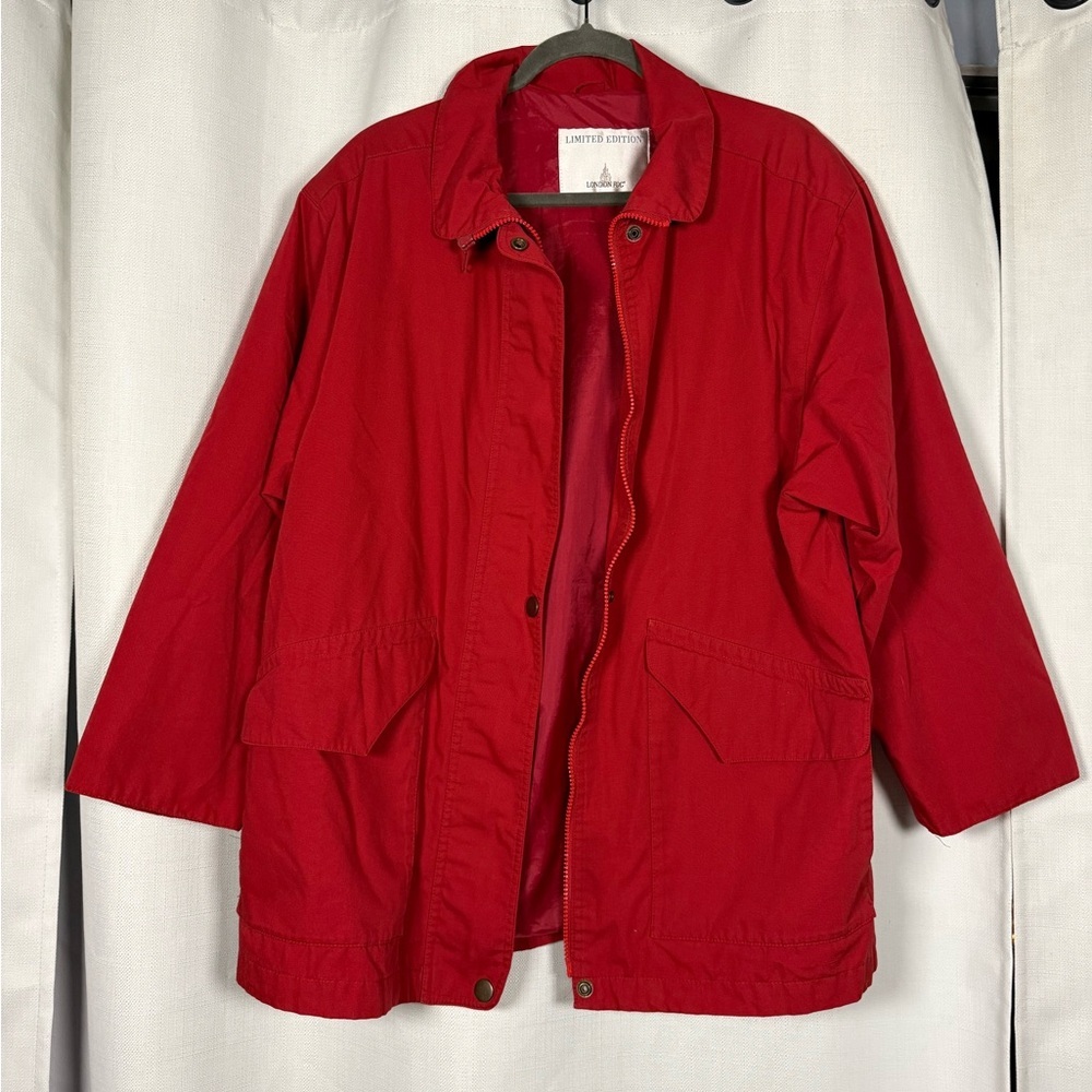 London Fog Limited Edition Red Zip up Overcoat Jacket Medium - Picture 8 of 8
